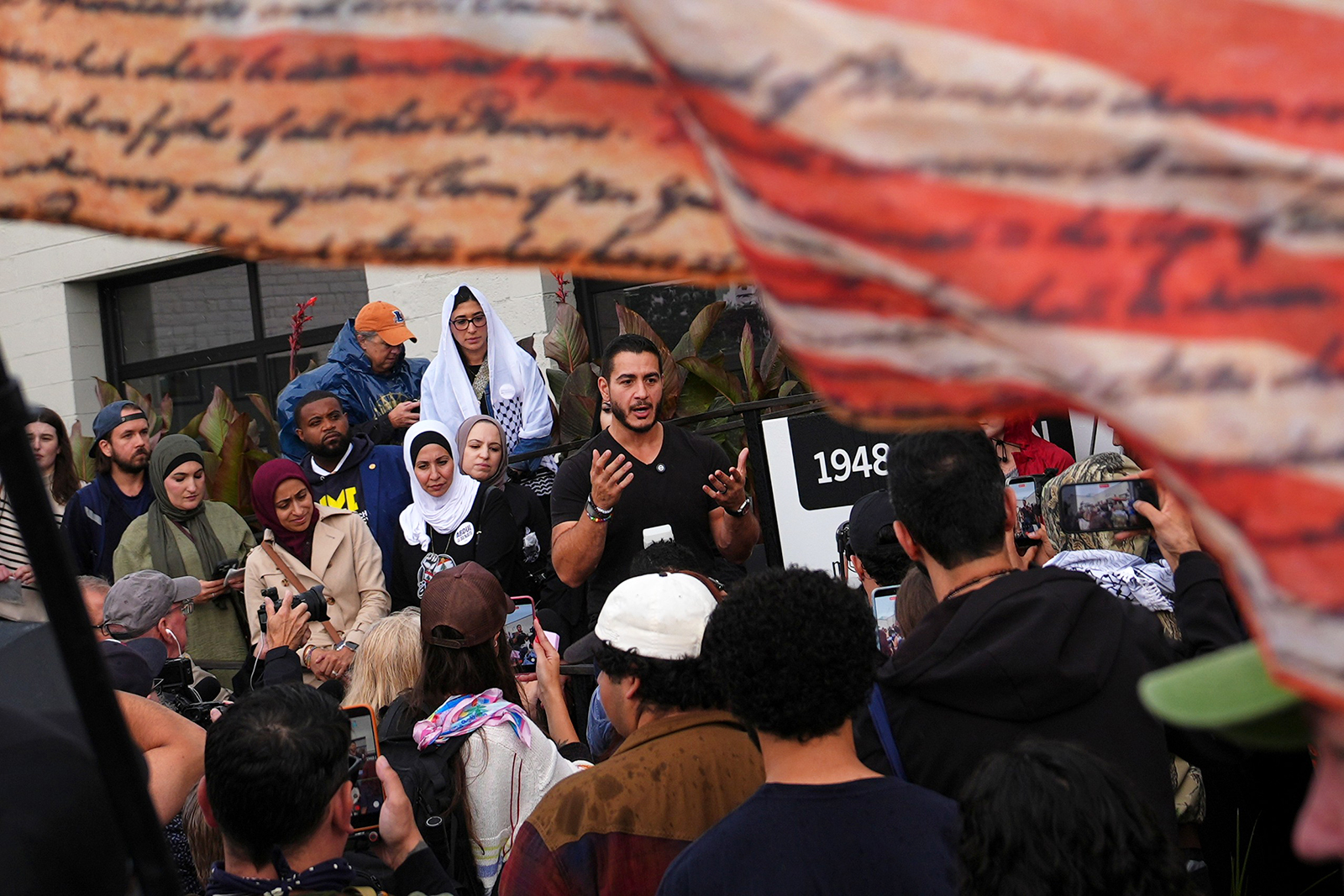 Abdul El-Sayed’s primary win proves the power of many over the power of money
