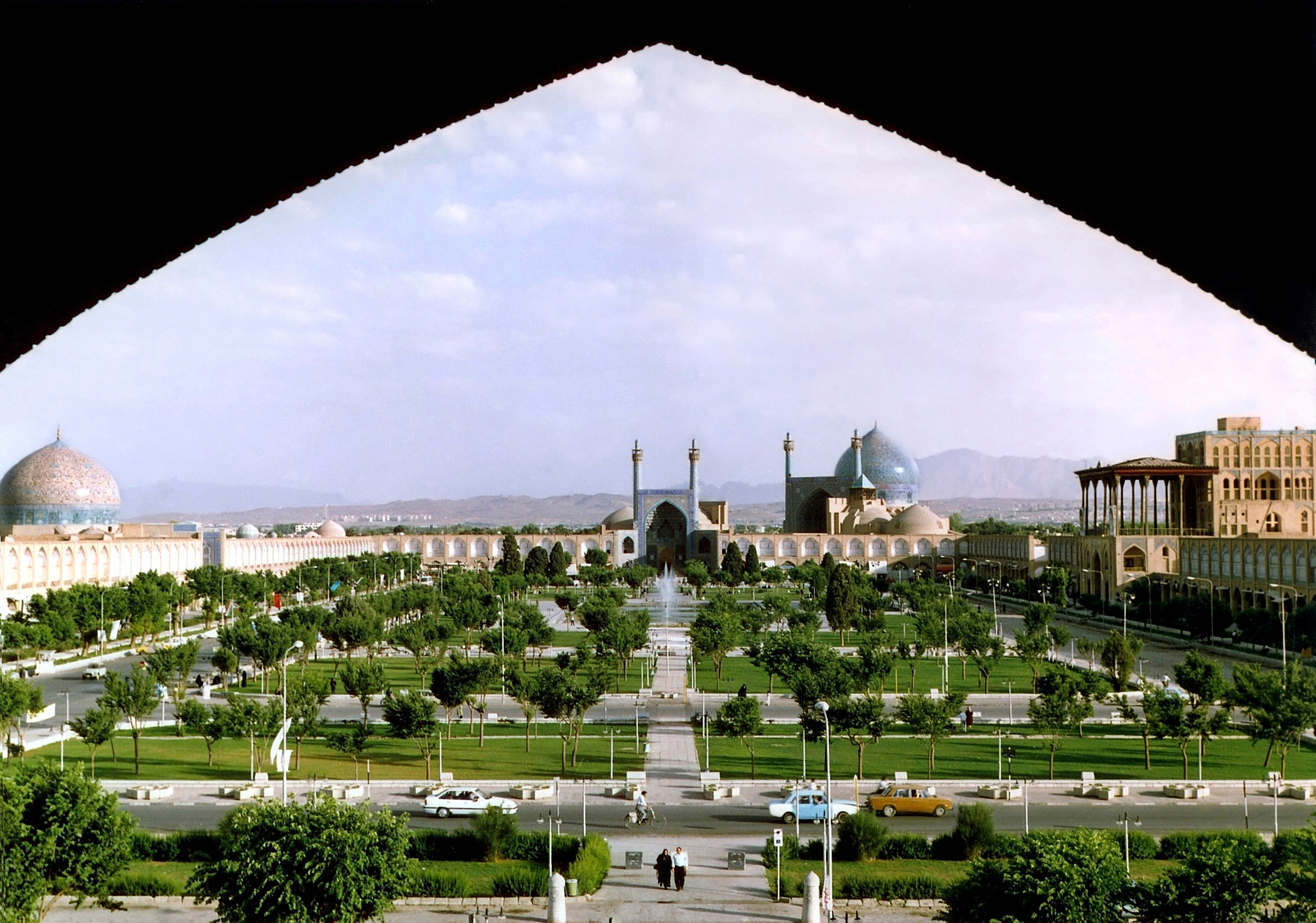  Isfahan Naqshe jahan wikipedia