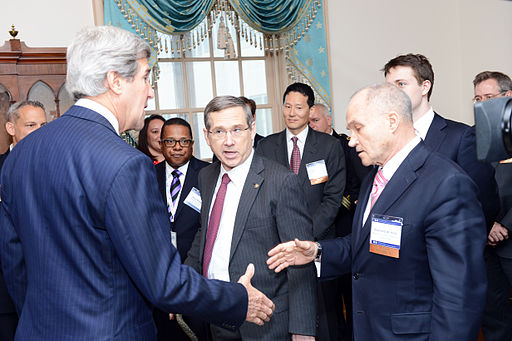 U.S. Secretary of State John Kerry shakes hands with Raymond Kelly (far right), Commissioner of the New York City Police Department (NYPD), at the U.S. Department of State in Washington, D.C., on May 13, 2013. 