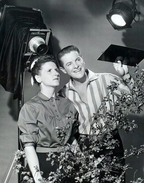 Publicity photo of Bob Cummings and Ann B. Davis from the television program The Bob Cummings Show. (Via Wikimedia Commons)