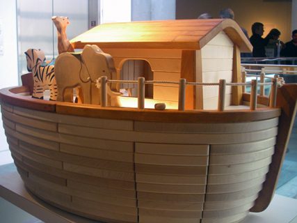 Exposure to religious themes, such as the Biblical story of Noah and the ark, affect children's ability to distinguish between fact and fiction, a new study shows.