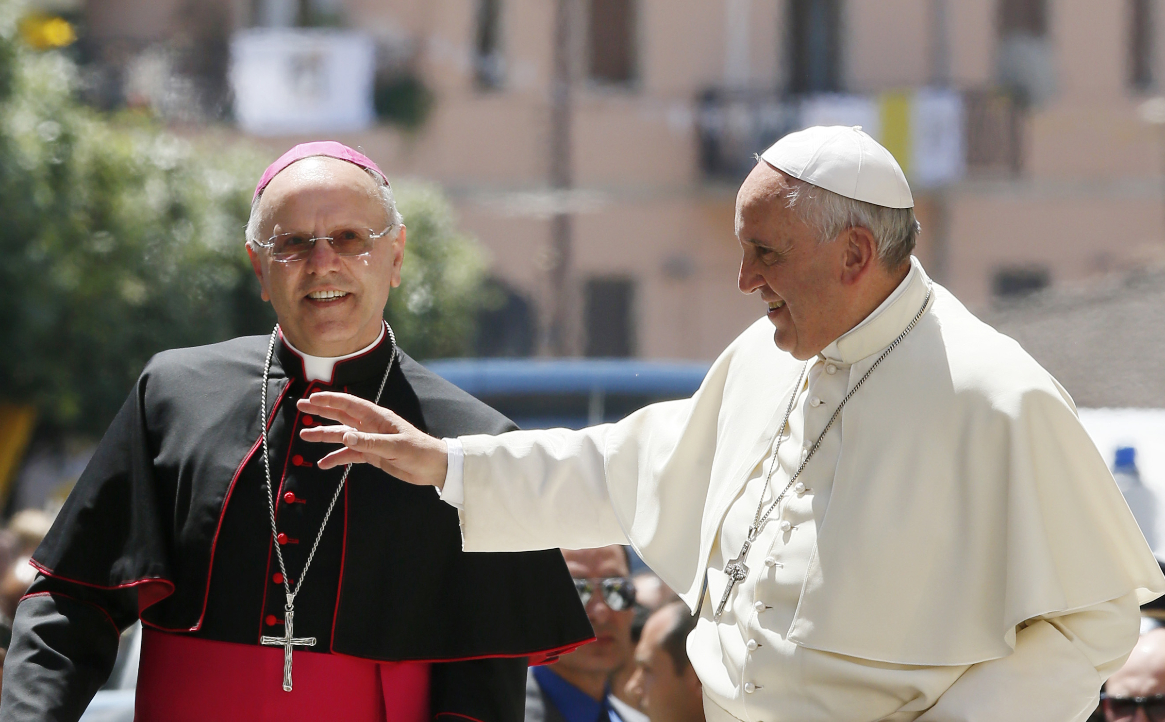 Bishop Nunzio Galantino, left, and Pope Francis at Cassano allo Ionio, in Italy's Calabria region, June 21, 2014. Photo by Paul Haring, courtesy of Catholic New Service