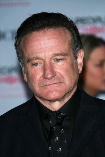 Robin Williams arriving at The 33rd Annual People's Choice Awards in 2007.