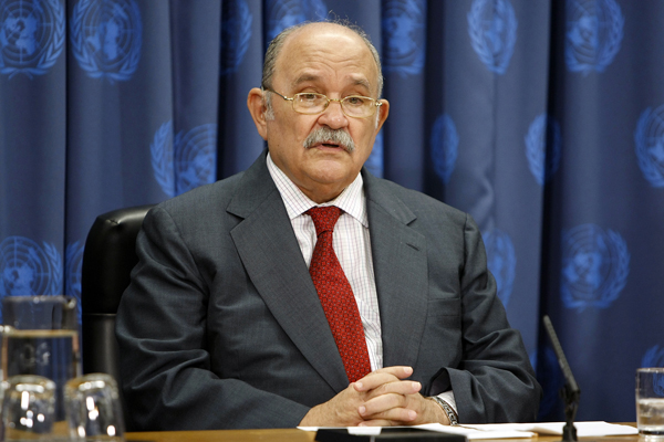 Then president of the General Assembly, the Rev. Miguel D'Escoto Brockmann, holds a press conference to launch the 2009 Trade and Development Report. Photo courtesy of United Nations
