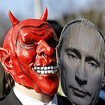 Protest genen Putin. Image courtesy of Michaela via Flickr.