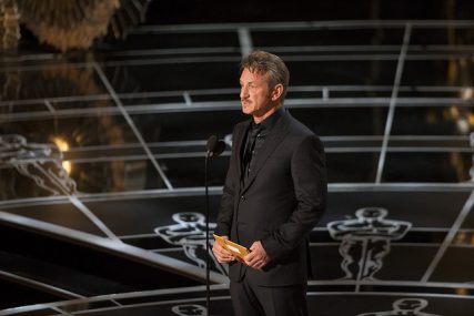 Sean Penn at the 2015 Oscars | Photo by Disney/ABC Television Group via Flickr (http://bit.ly/1JDuX6q)
