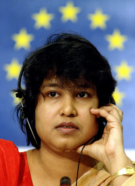 Bangladeshi exiled writer Taslima Nasrin is framed by the stars of the EU logo during a press conference at the European Parliament in Strasbourg on December 15, 1994. Photo courtesy of Reuters
*Editors: This photo may only be republished with RNS-ATHEIST-RELOCATE, originally transmitted on June 2, 2015.