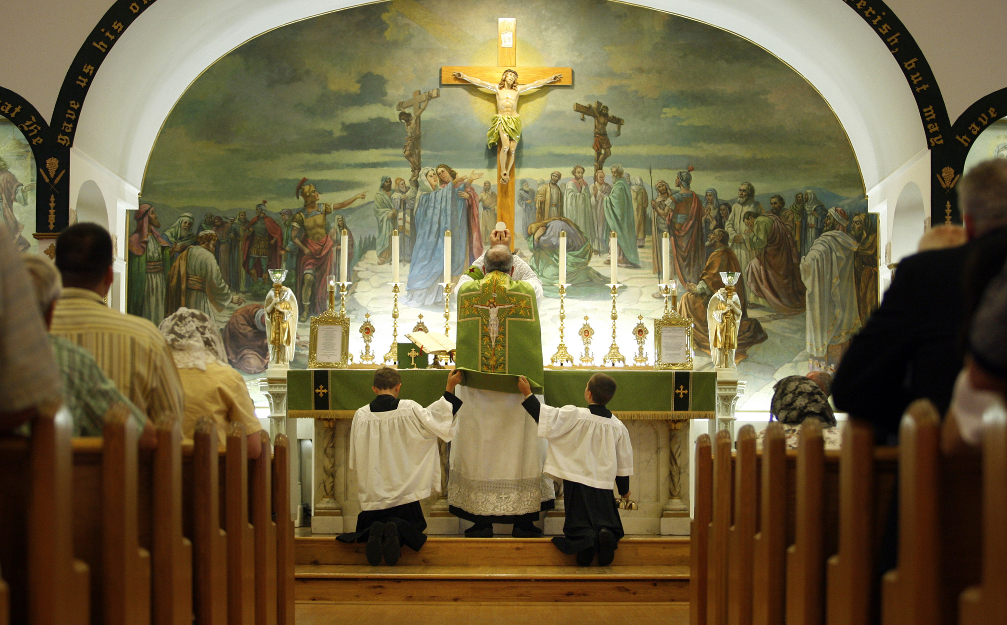 RNS LATIN MASS Religion News Service