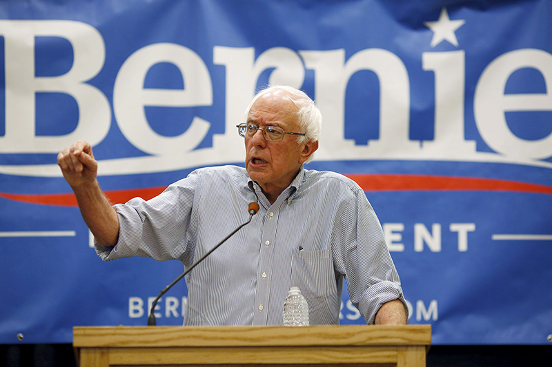 Vermont Senator and U.S. Democratic presidential candidate Bernie Sanders speaks at a campaign town hall in Manchester, New Hampshire, on August 1, 2015. Photo courtesy of REUTERS/Dominick Reuter *Editors: This photo may only be republished with RNS-SANDERS-LIBERTY, originally transmitted on August 6, 2015.