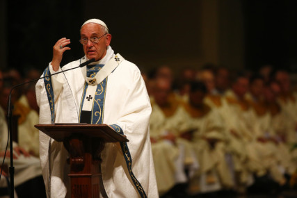 Pope Francis celebrates mass at the Cathedral Basilica of Saints Peter and Paul in Philadelphia, on September 26, 2015. Photo courtesy of REUTERS/Tony Gentile *Editors: This photo may only be republished with RNS-POPE-PHILLY, originally transmitted on Sept. 26, 2015.