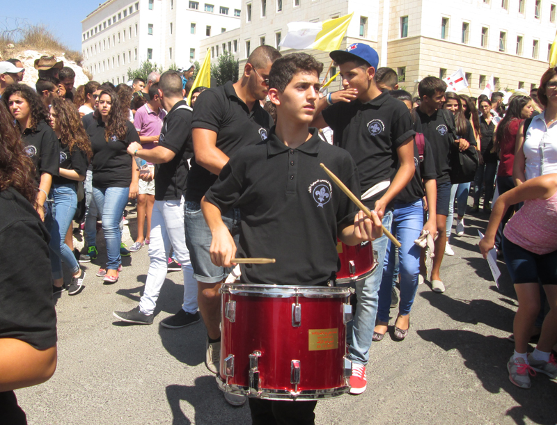 Christian Scouts lead the rallying cry for equality during a demonstration demanding higher government funding for Israel's Christian schools on September 6, 2015. Religion News Service photo by Michele Chabin