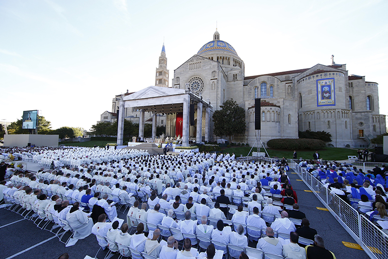 Pope Francis presides over a Canonization Mass for Friar Junipero Serra at the Basilica of the National Shrine of the Immaculate Conception in Washington on September 23, 2015. Photo courtesy of REUTERS/Tony Gentile *Editors: This photo may only be republished with RNS-SAINT-SCENE, originally transmitted on Sept. 23, 2015.