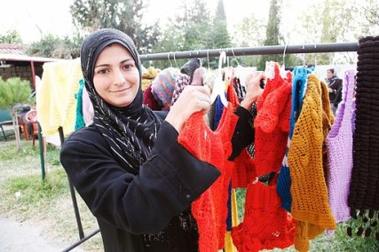 Knitting a brighter future for Syrian refugees in Lebanon (Wikicommons)