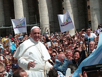 Francis among the people at St. Peter's Square.