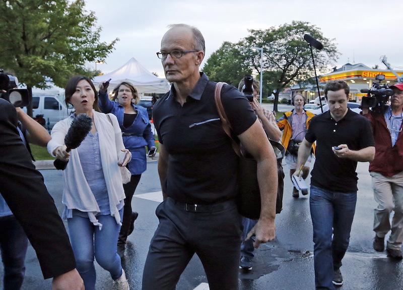Walter Palmer arrives at the River Bluff Dental clinic in Bloomington, Minnesota, September 8, 2015. Palmer shut his dental practice in July amid a firestorm of protests after he was identified publicly as the big game hunter who had killed the rare black-maned lion, Cecil, a popular tourist attraction in Zimbabwe.  Photo courtesy REUTERS/Eric Miller 