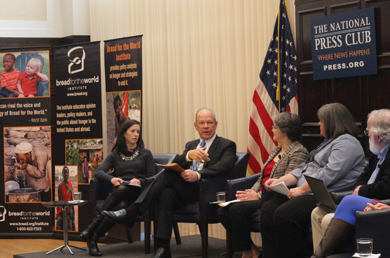 A panel of health and hunger experts spoke at an event releasing Bread for the World’s annual hunger report on Nov. 23, 2015 at the National Press Club. Religion News Service photo by Adelle M. Banks