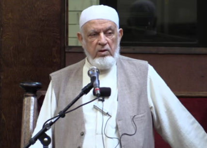Sheik al-Hanooti was an influential mufti, or interpreter if Islamic law, who led several Islamic communities in the U.S., including the Dar Al Hijrah Islamic Center of Northern Virginia. Photo courtesy of YouTube
