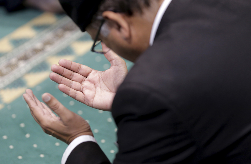 A man prays during Friday prayer service at the All Dulles Area Muslim Society in Sterling, Virginia, on December 18, 2015. Photo courtesy of REUTERS/Joshua Roberts
*Editors: This photo may only be republished with RNS-AHMAD-COLUMN, originally transmitted on January 4, 2016.