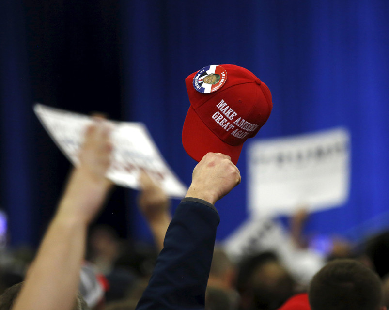 Supporters cheer in support of Republican U.S. presidential candidate Donald Trump as he speaks at a Super Tuesday campaign rally in Louisville, Kentucky on March 1, 2016. Photo courtesy of REUTERS/ Chris Bergin
*Editors: This photo may only be republished with RNS-KRATTENMAKER-COLUMN, originally transmitted on March 2, 2016.