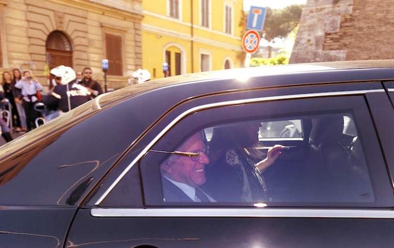 Sen. Bernie Sanders met the pope while he and his wife Jane were in Rome for him to speak at the Vatican on the economy. April 15, 2016. REUTERS/Stefano Rellandini