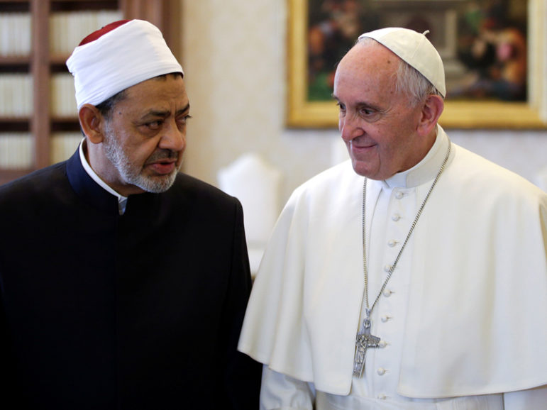 Pope Francis talks with Sheikh Ahmed el-Tayeb, Egyptian imam of Al-Azhar Mosque, at the Vatican on May 23, 2016. Photo courtesy of REUTERS/Max Rossi 
*Editors: This photo may only be republished with RNS-POPE-SHEIKH, originally transmitted on May 23, 2016.