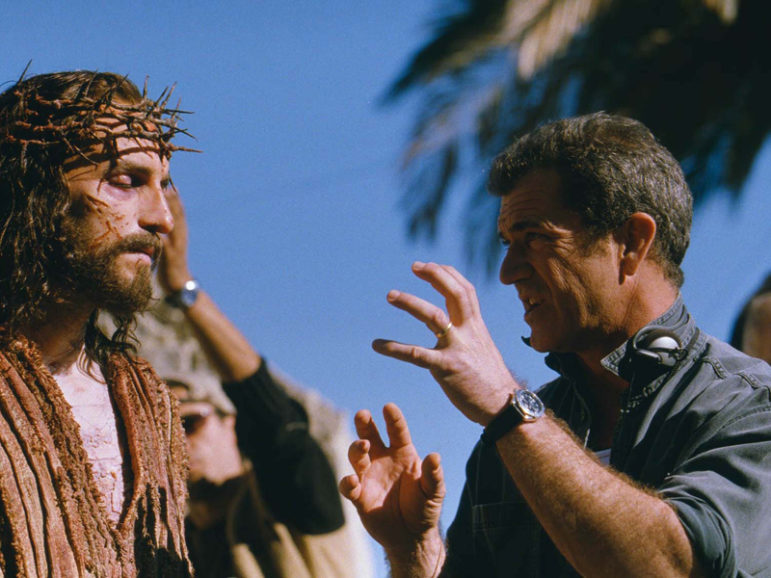 Mel Gibson directing the Passion of the Christ. Photo by Phillippe Antonello, courtesy Icon Distribution
