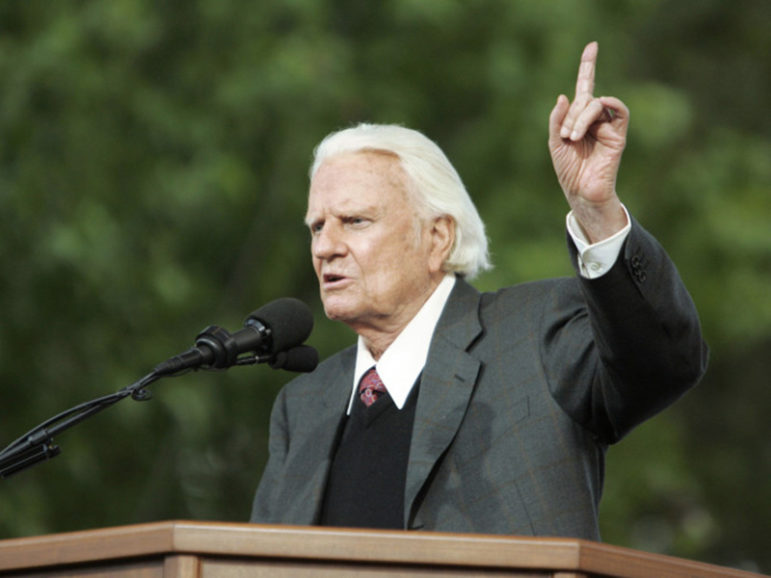Billy Graham speaks during the Billy Graham Crusade at Flushing Meadows Corona Park in New York City on June 25, 2005. RNS photo by John O'Boyle/ The Star-Ledger