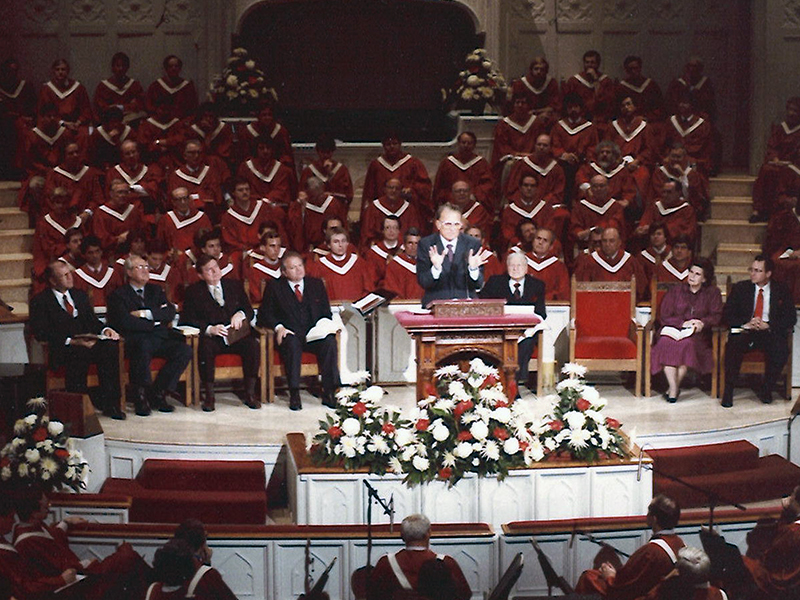 The Rev. Billy Graham preaches at First Baptist Dallas on March 24, 1985. Photo courtesy of First Baptist Dallas