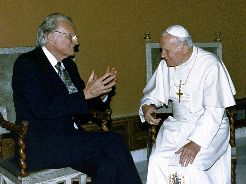 Billy Graham speaks with Pope John Paul II in 1993. After their first meeting in 1981, Graham had said “after only a few minutes, I felt as if we had known each other for many years.” Photo courtesy of Billy Graham Evangelistic Association