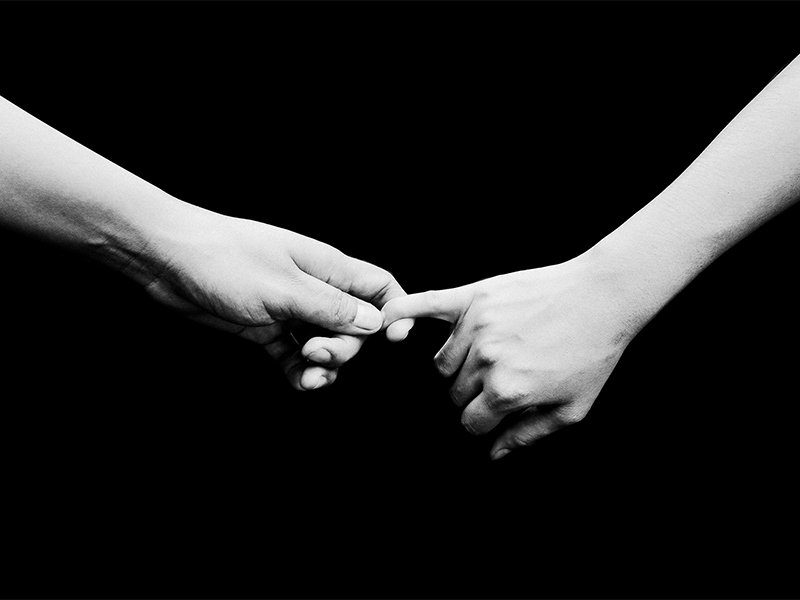 A couple holding hands.  Photo courtesy of Creative Commons