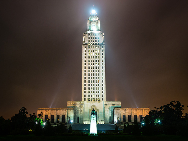 The Louisiana state Capitol on a foggy night in January 2013. Photo courtesy of Creative Commons