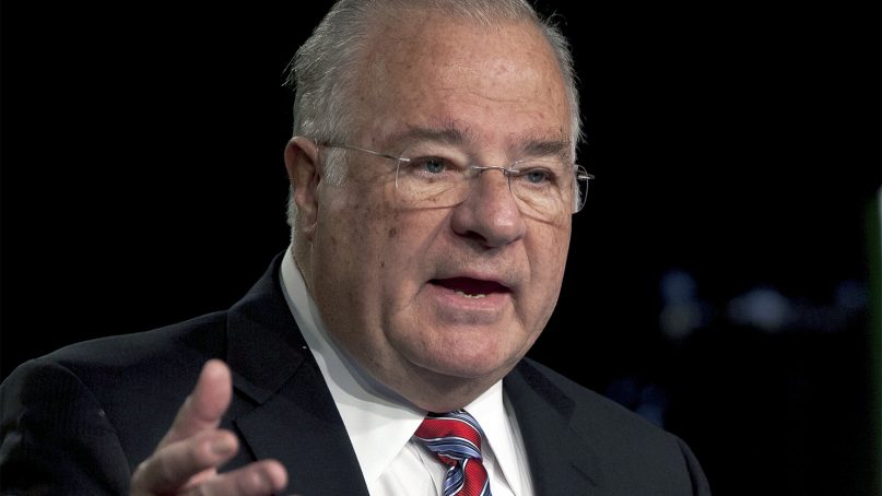 Joe Ricketts in 2012 as the patriarch of the family behind the Chicago Cubs apologized after an online media outlet published emails in which he took part in racist comments and conspiracy theories. (AP Photo/Nati Harnik, File)