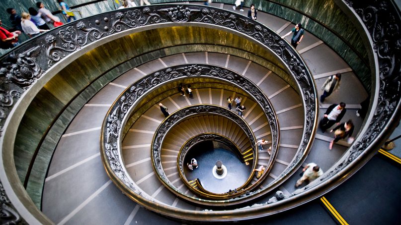 People descend the modern “Bramante” spiral stairs of the Vatican Museums in April 2010. Giuseppe Momo designed the stairs in 1932. Photo by Vicente Villamón/Creative Commons