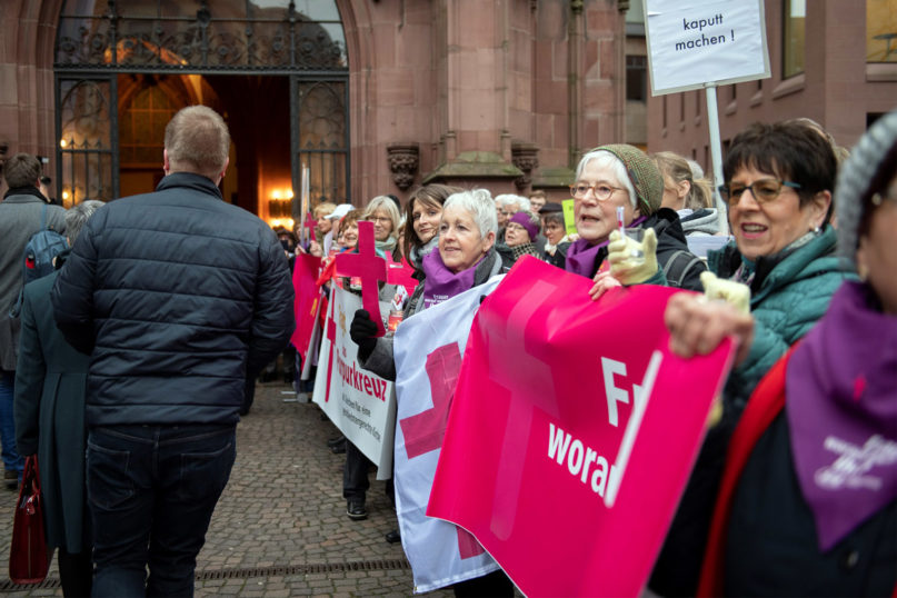 Individuals supporting the German Association of Catholic Women (KFD) rally outside Frankfurt Cathedral, also known as the Imperial Cathedral of Saint Bartholomew, during the start of a synodal process by German Catholic bishops on Jan. 30, 2020, in Frankfurt, Germany. Photo courtesy of KFD/Angelika Stehle