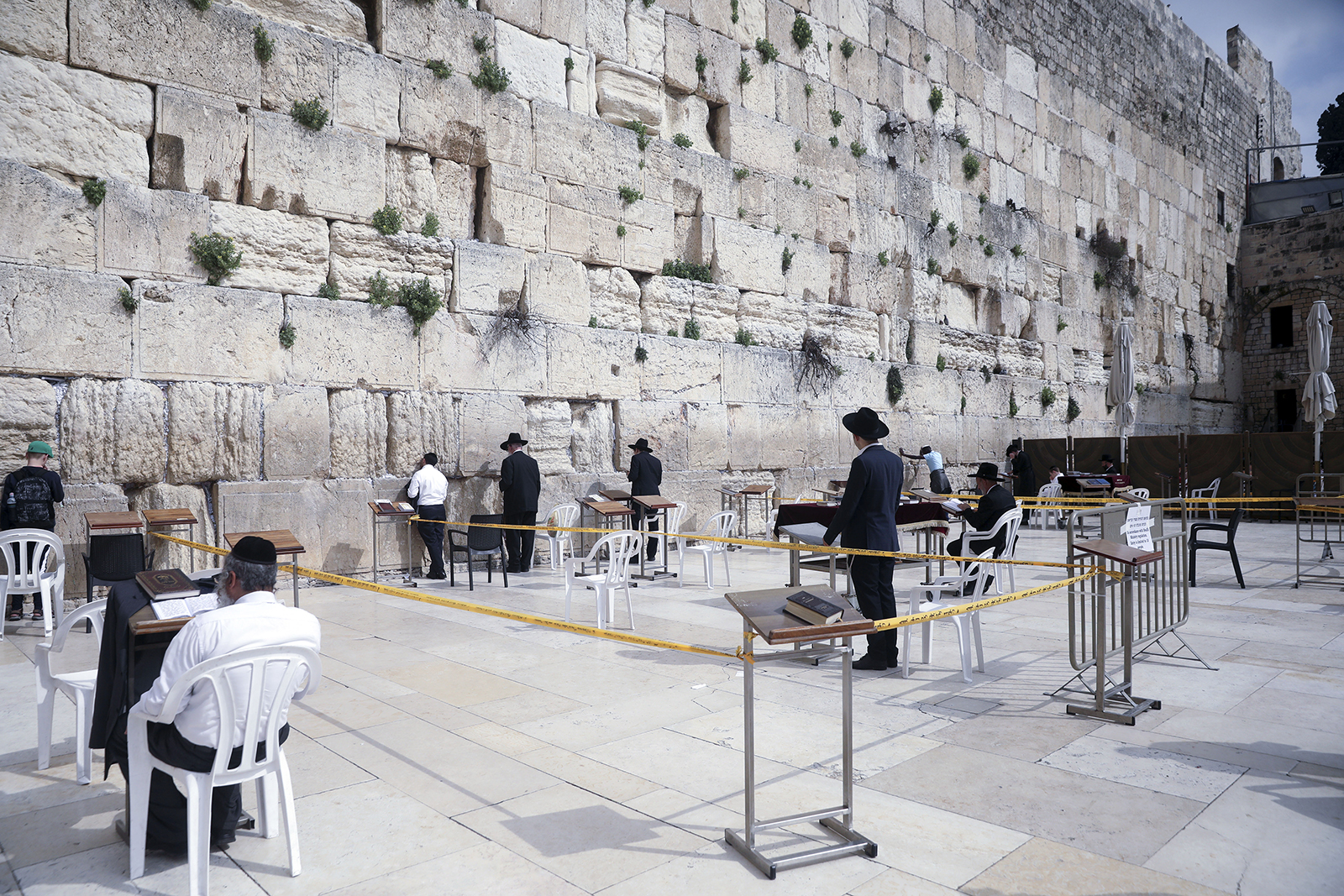 Holy Land churches, mosques, synagogues close for coronavirus