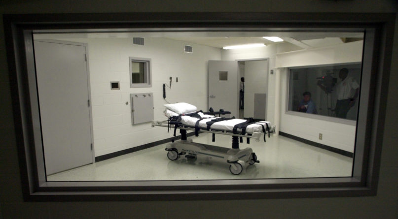 This Oct. 7, 2002, file photo shows Alabama's lethal injection chamber at Holman Correctional Facility in Atmore, Alabama. (AP Photo/Dave Martin, File)
