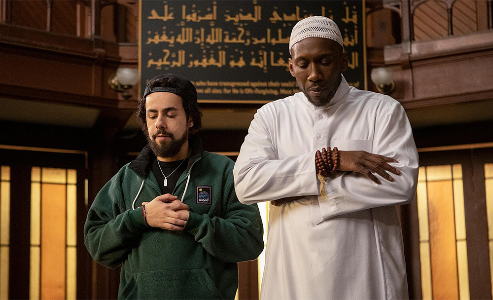 Actors Ramy Youssef, left, and Mahershala Ali in season 2 of “Ramy.” Photo by Craig Blankenhorn/Hulu