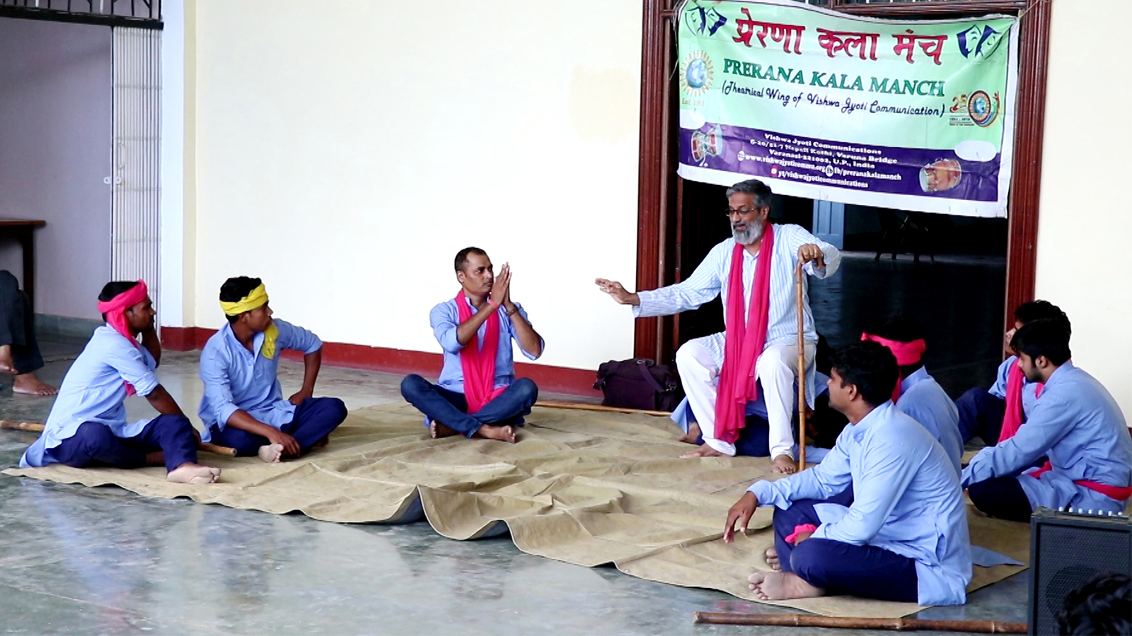 A Catholic priest takes on interfaith fight against COVID-19 in a sacred Hindu city