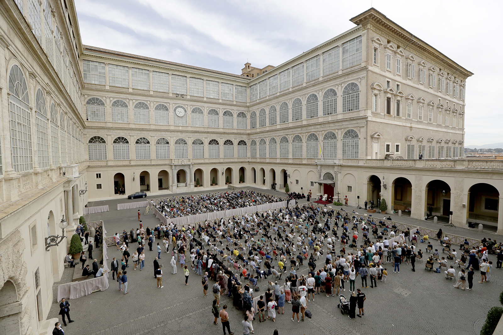 In wake of financial scandals, Vatican releases budget for first time in four years