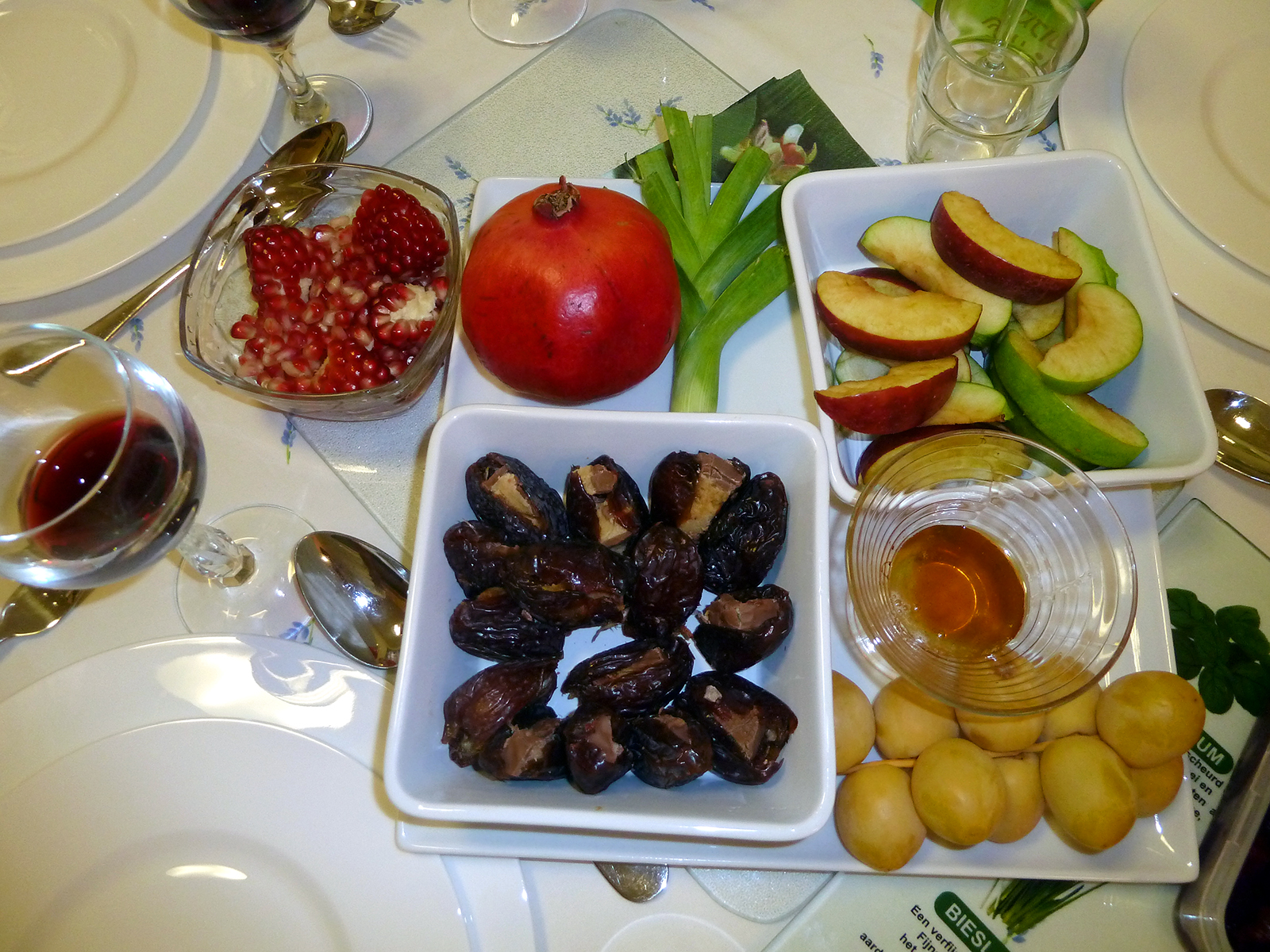 American Jews adapt the Seder for Rosh Hashana in a DIY pivot