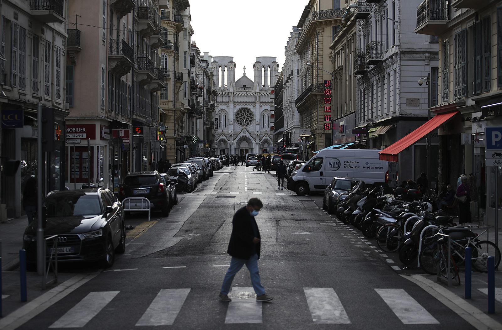 3 dead in attack at French church; country on high alert