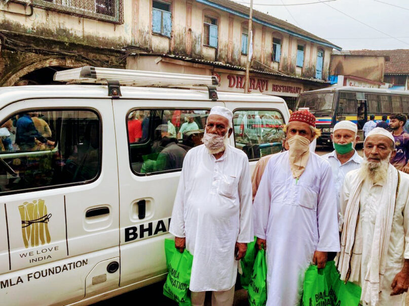 Muslim clerics prepare to distribute relief materials among the poor in the Dharavi slums of Mumbai, India. Photo by Meraj Hussain