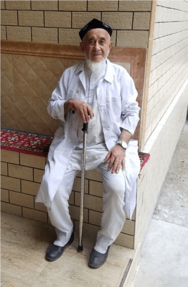 Imam Abidin Ayup Abidin Ayup is a respected religious leader and former imam of the Qayraq Mosque in Atush for around 30 years, and worked as a professor at the Xinjiang Islamic Institute before retiring around 20 ago. He is over 90 years old. Available evidence shows that he was likely detained in a camp sometime between January and April 2017. A court document refers to him as an inheritor of religious extremist thought and a key person for reform through education suggesting that he was detained for his religious background. The court verdict also indicated that he was already in poor health as of May 2017. According to testimony to the Xinjiang Victims Database, he is presumably detained in Kizilsu.