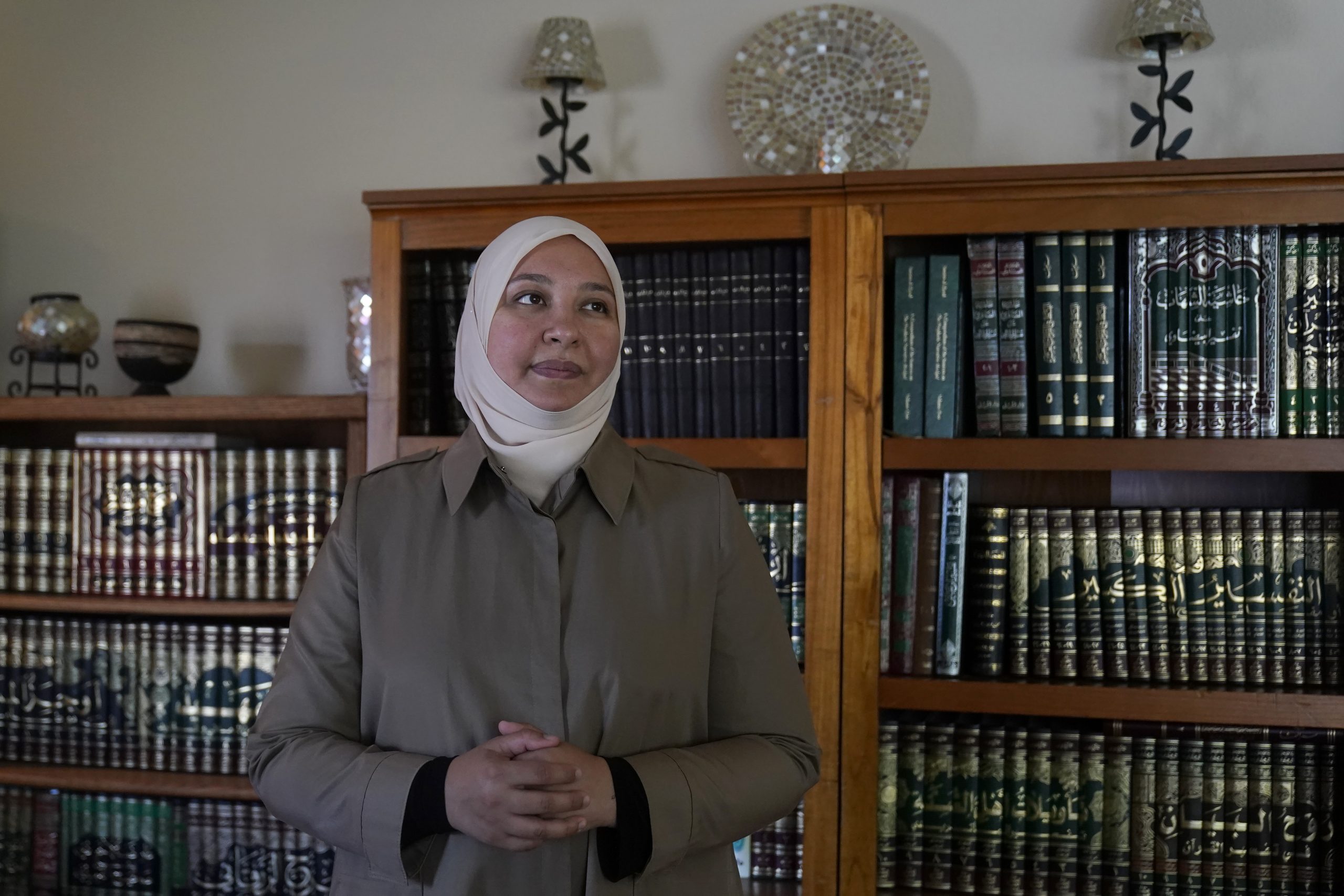 For some US Muslims, raw talk on suicide, mental health