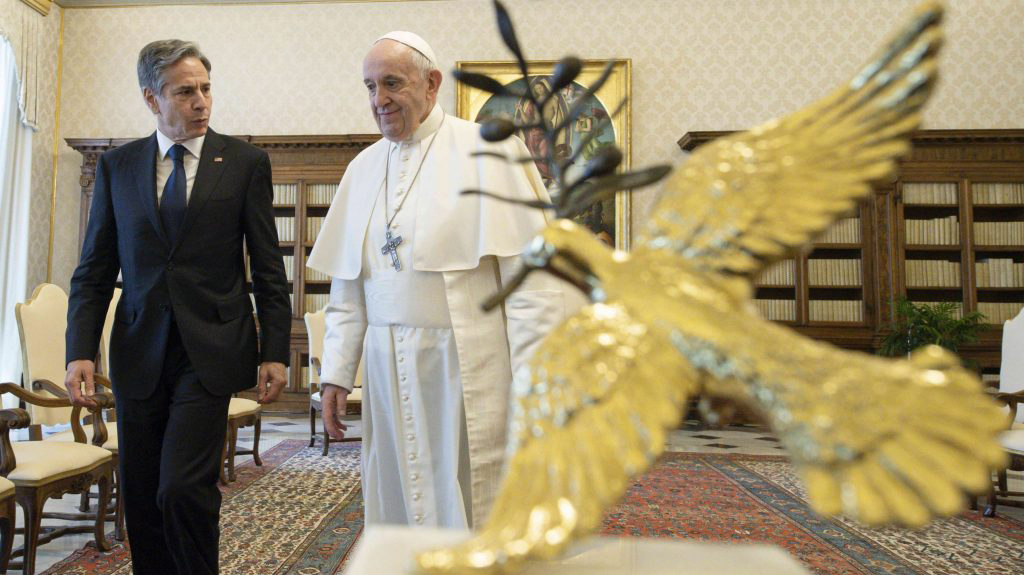 Pope Francis and Blinken discuss climate change, China at the Vatican