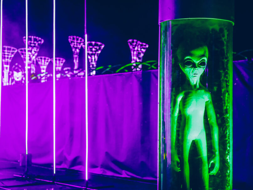 An alien exhibit at the Electric Mile drive-thru in Arcadia, California, in January 2021. Photo by Joshua Coleman/Unsplash/Creative Commons