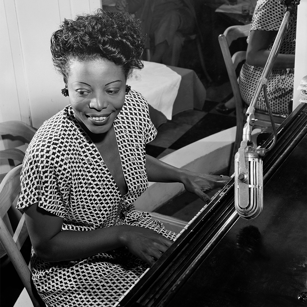 Portrait of musician Mary Lou Williams in New York, New York, circa 1946. Photo by William P. Gottlieb/LOC/Creative Commons