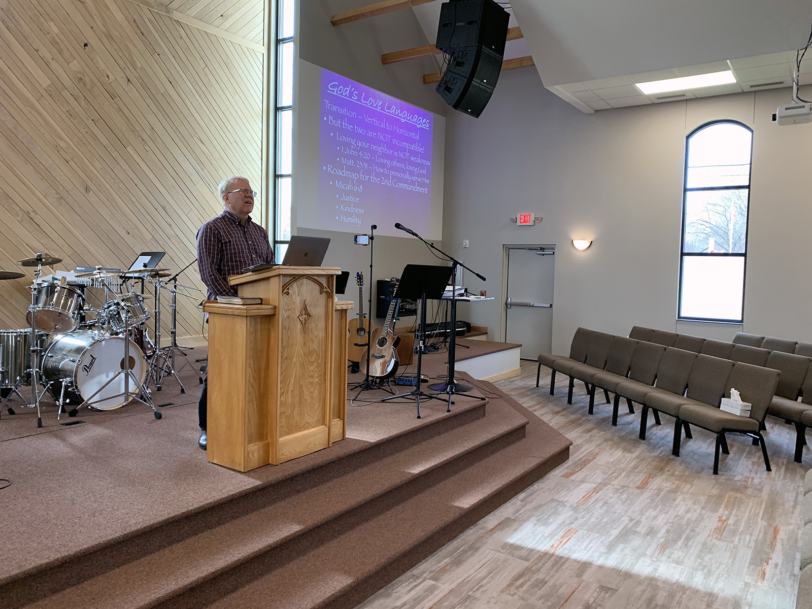 The Rev. Derek Miller leads the worship service at Cornerstone Church of Spring Green, Sunday, Nov. 7, 2021, in Spring Green, Wisconsin. RNS photo by Bob Smietana