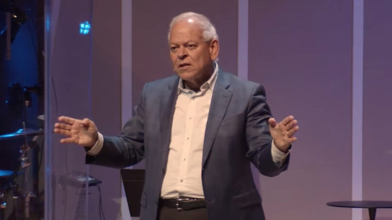 Pastor Johnny Hunt speaks in October 2021 at Fairview Knox Church in Corryton, Tennessee. Video screen grab