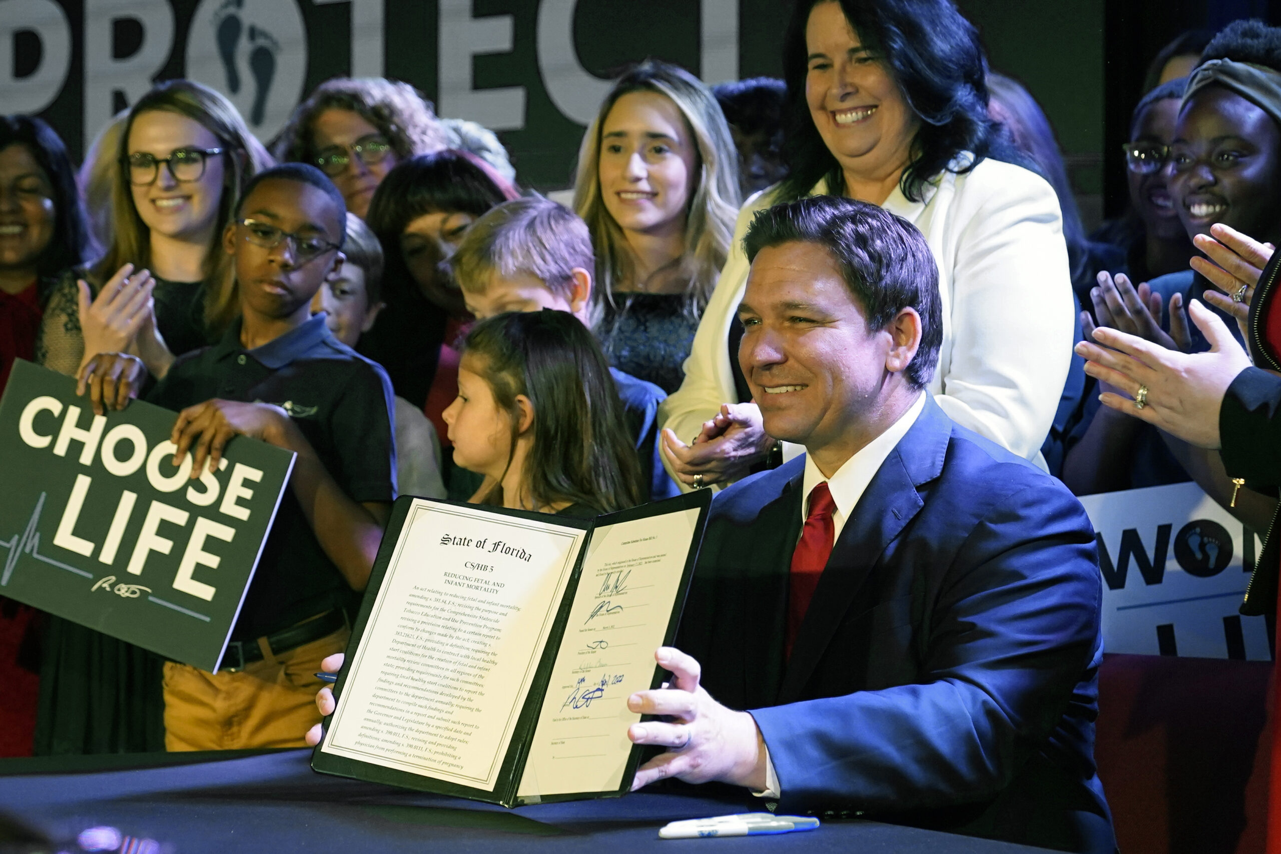 Synagogue challenges Florida abortion law over religion